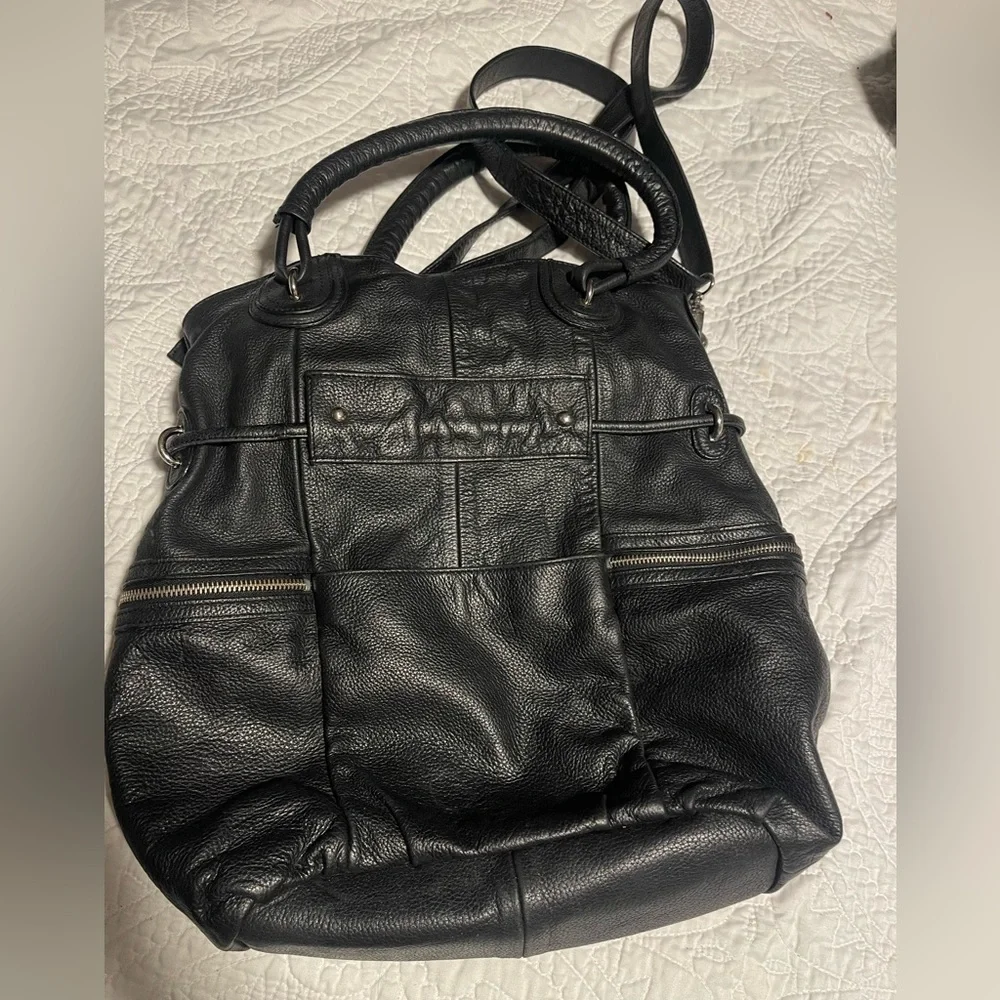 Hype Black leather bucket purse